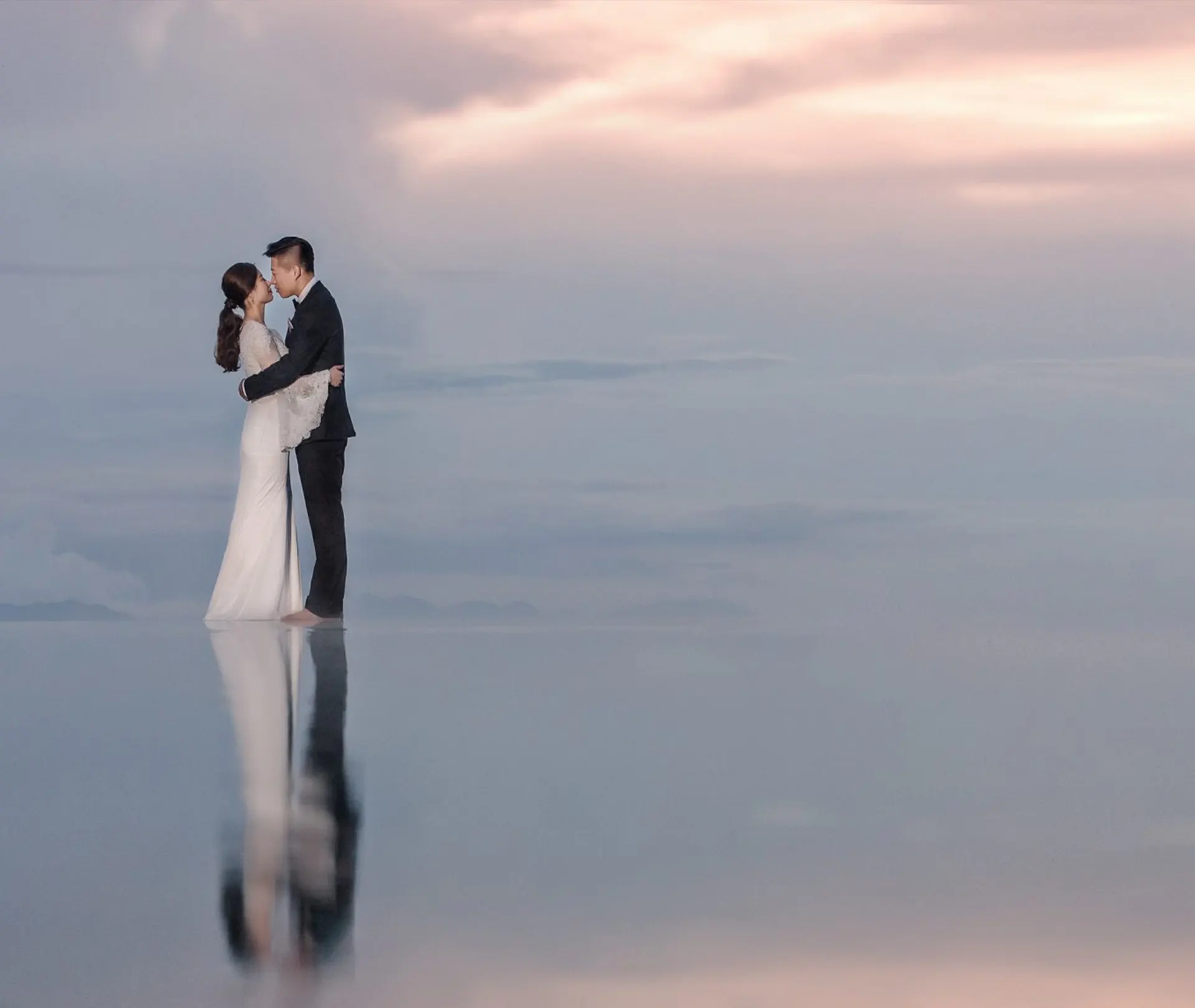 CELEBRATE YOUR LOVE STORY AT MUNDUK MODING PLANTATION. SPECIAL DAY UNFORGETTABLE.