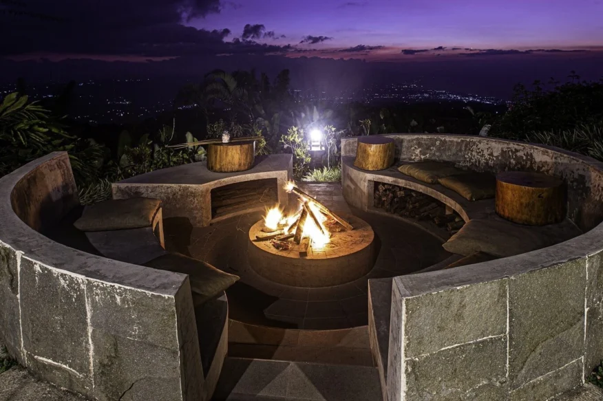 facilities-firepit-0