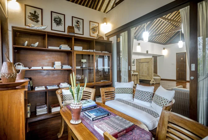 facilities-library-0 facilities-library-0