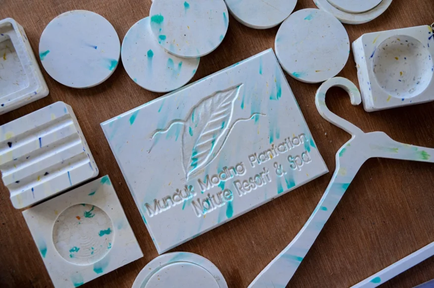 working-recycling-7 working-recycling-7